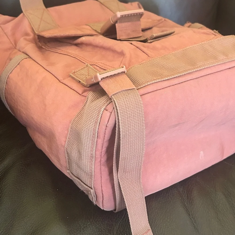 Tommy Bahama Convertable Backpack Laptop Bag